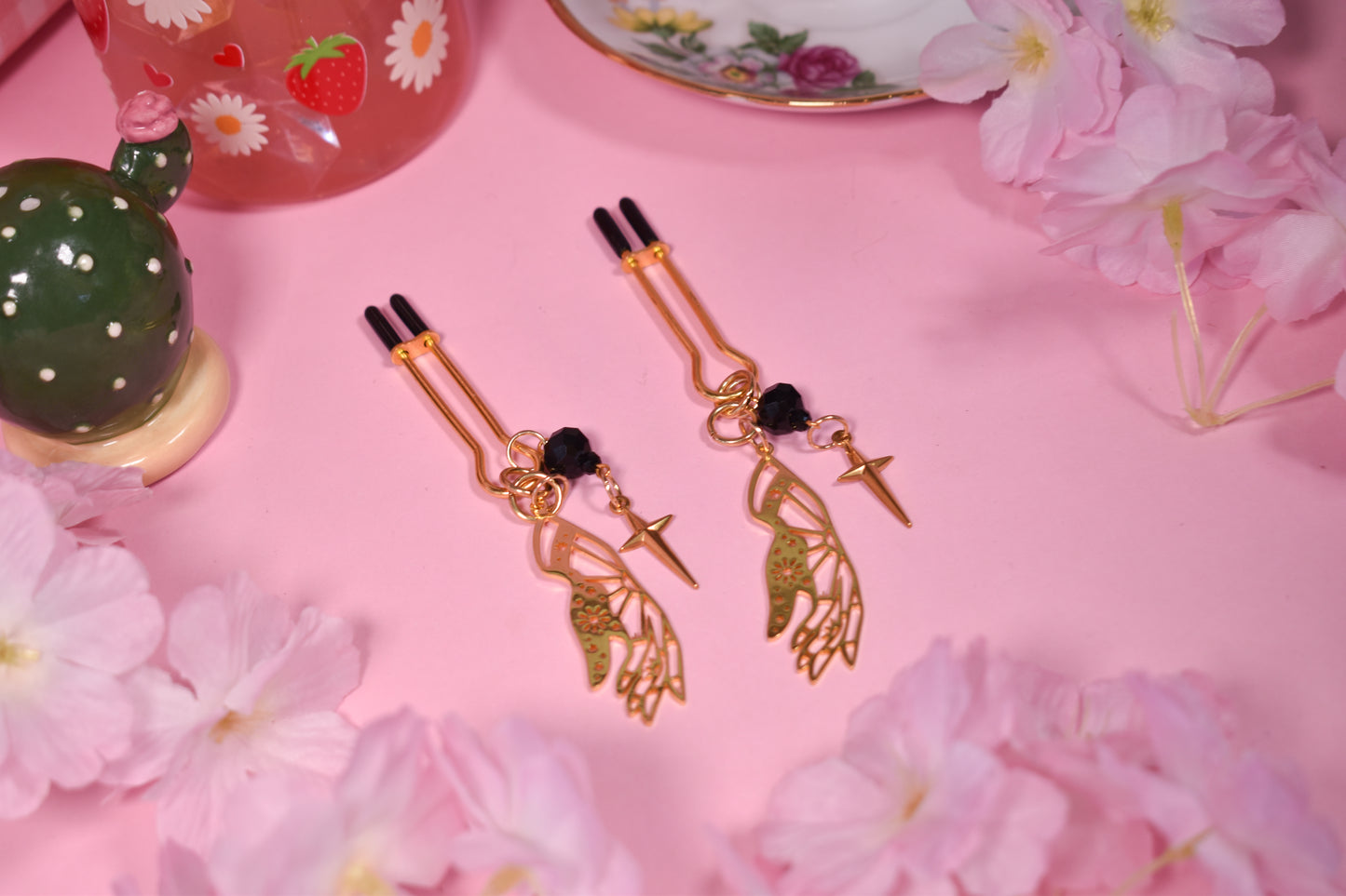 Golden magical hands Nipple Clamps