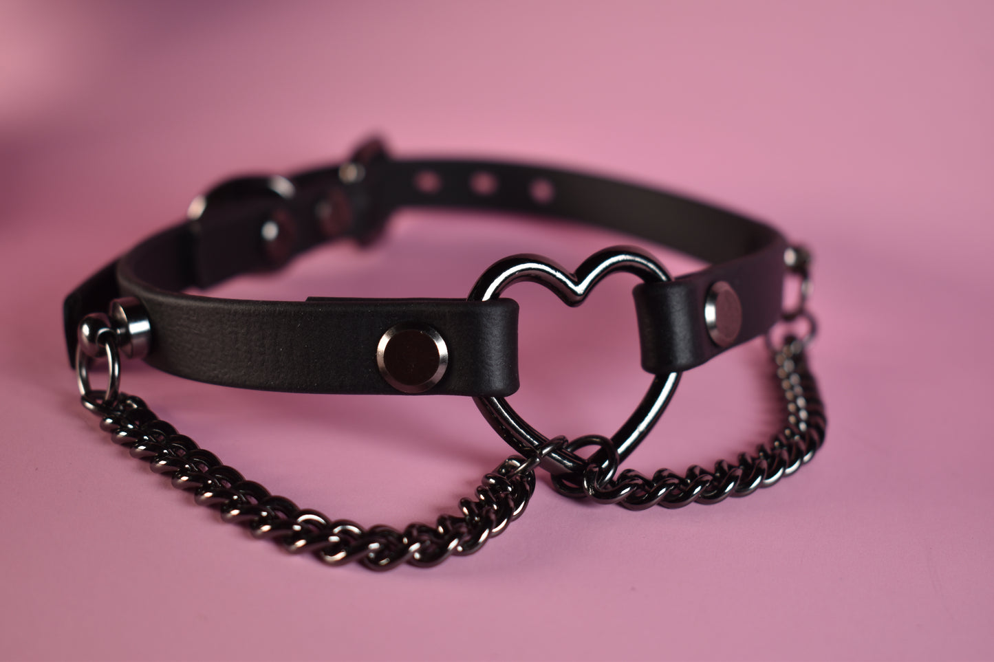 black heart choker made with biothane ( vegan )