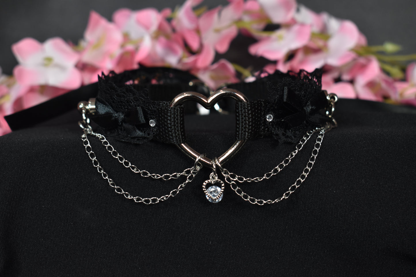 Black Heart Extra Choker