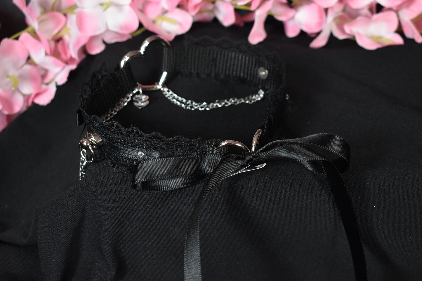 Black Heart Extra Choker