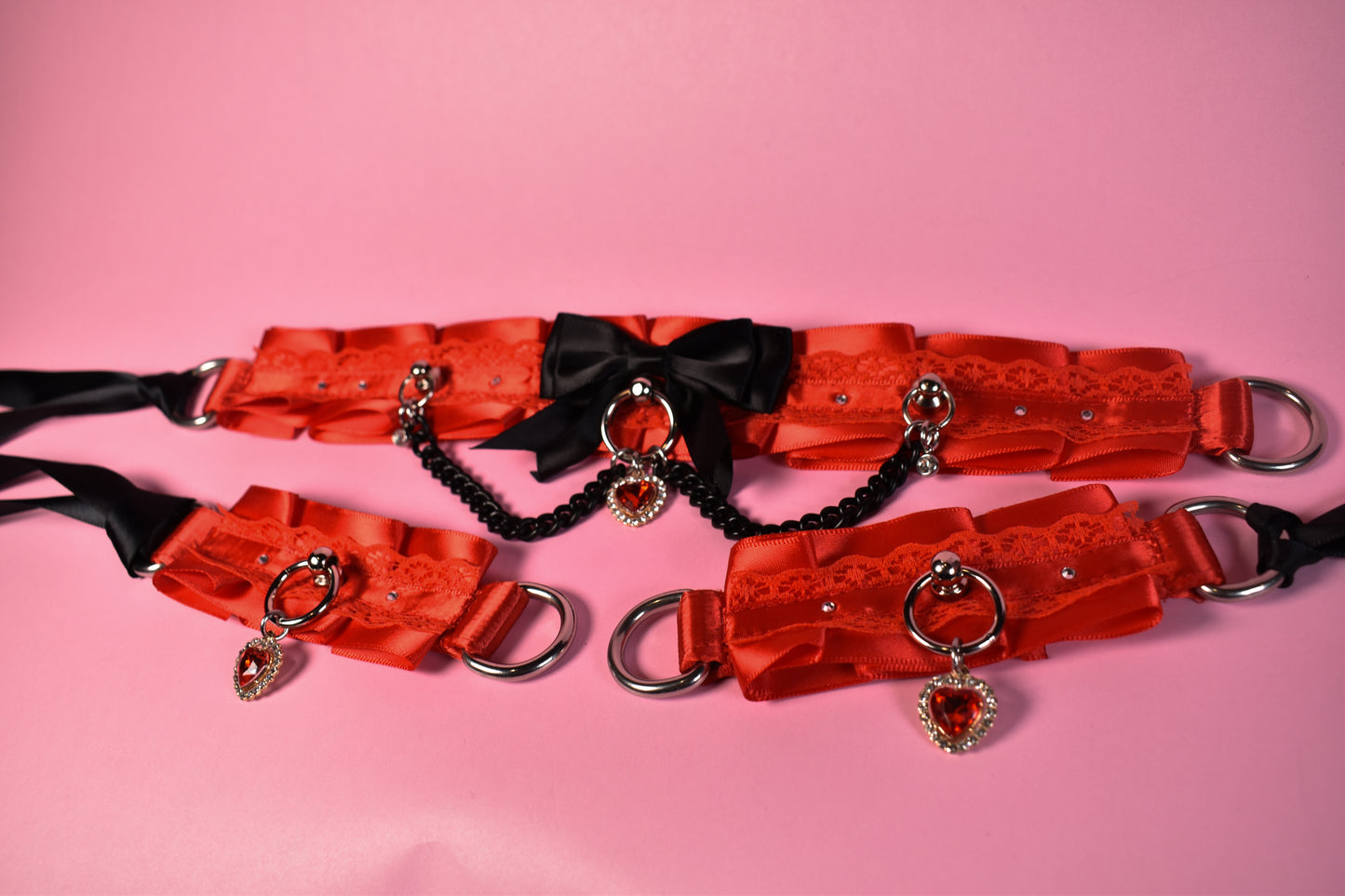 Valentine's 2025 Luxe set Red ( collar + cuffs set )