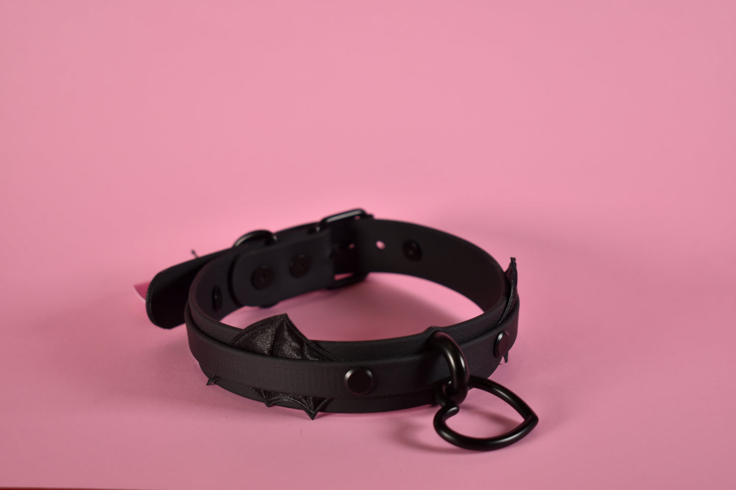 PRE ORDER * -Halloween 2025 - Black Bat Pup Heart Choker