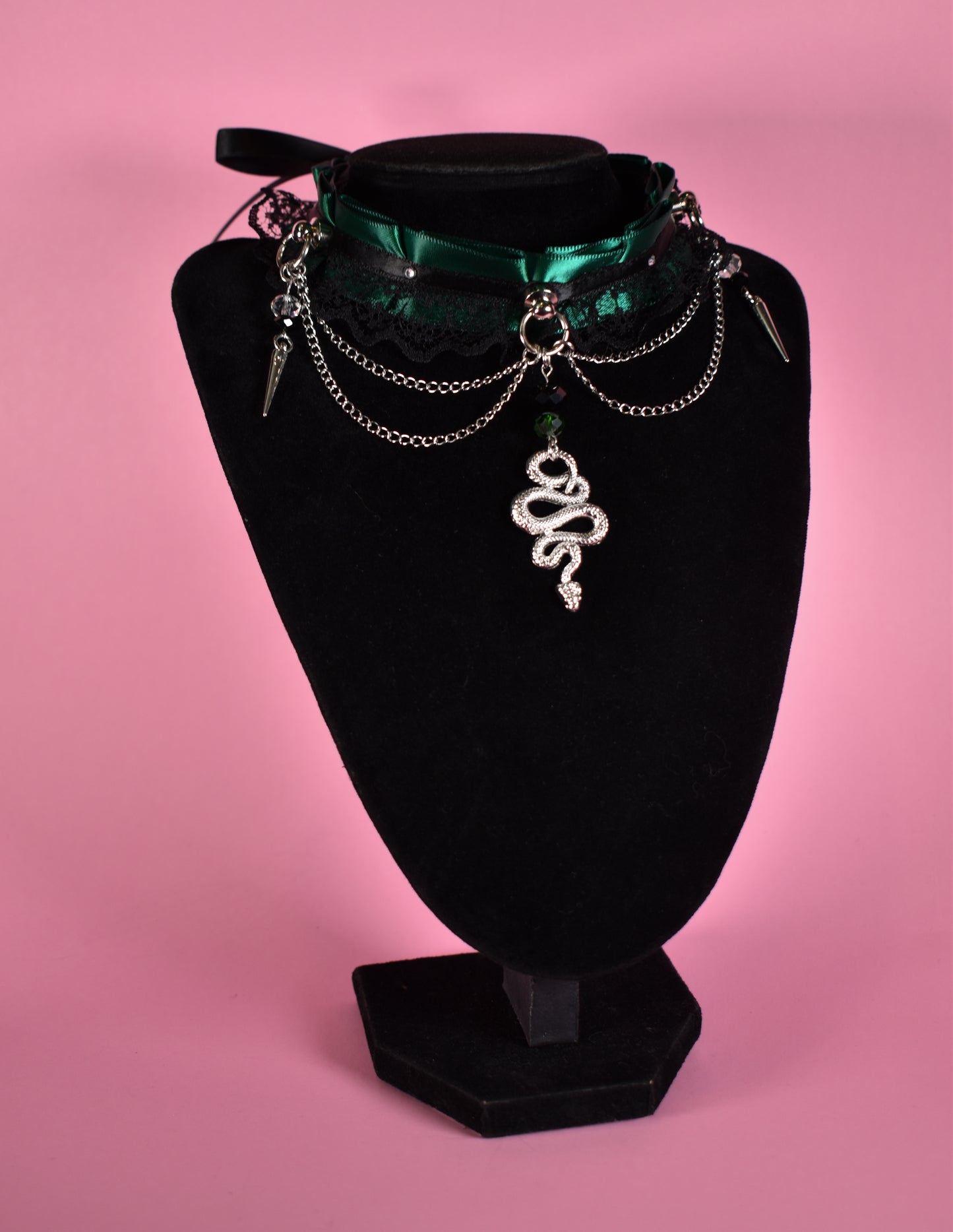 Halloween 2025 - Snake Emerald Lace Choker