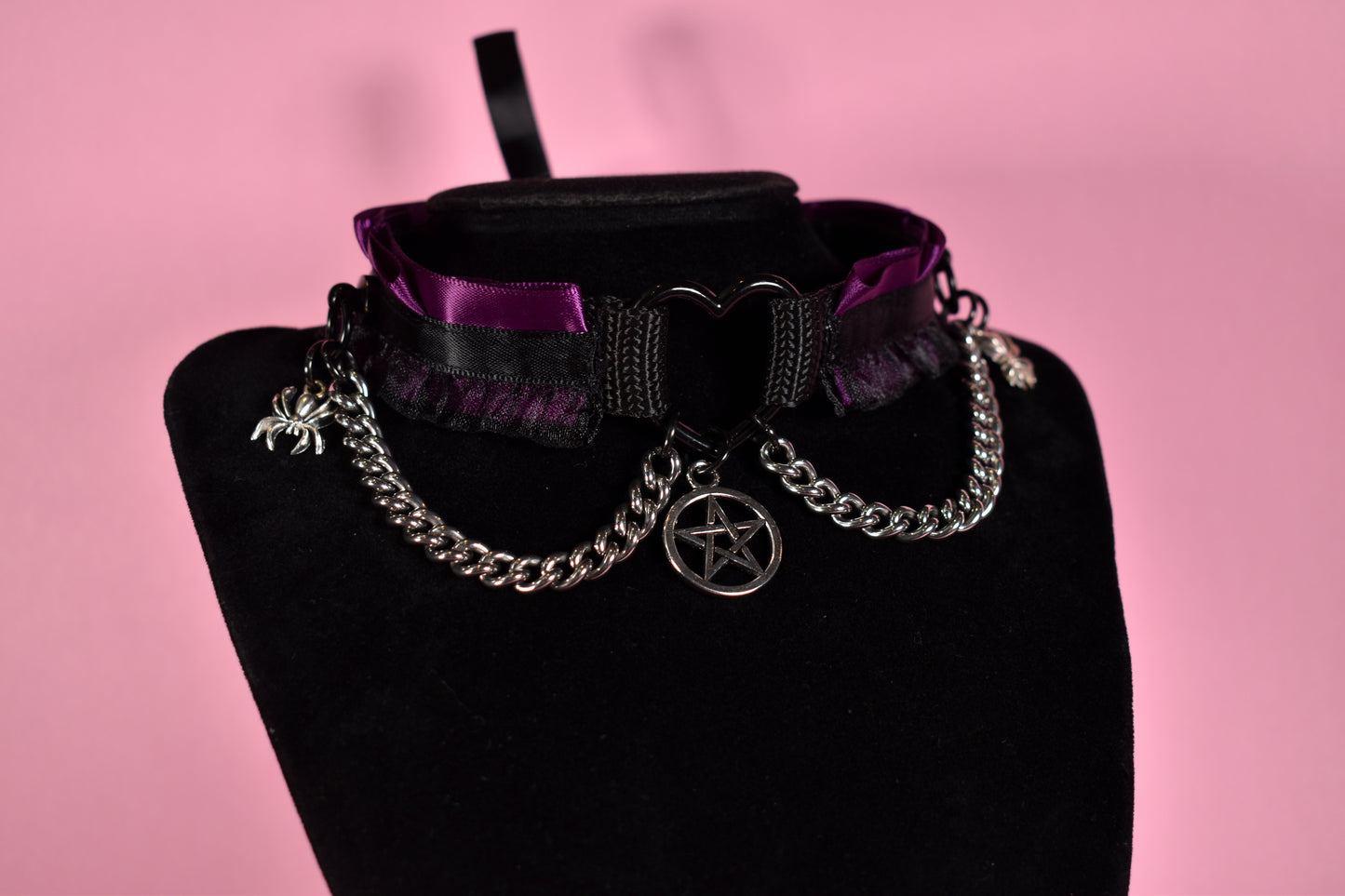 Halloween 2025 - Black Heart Witchy Spider Lace Choker