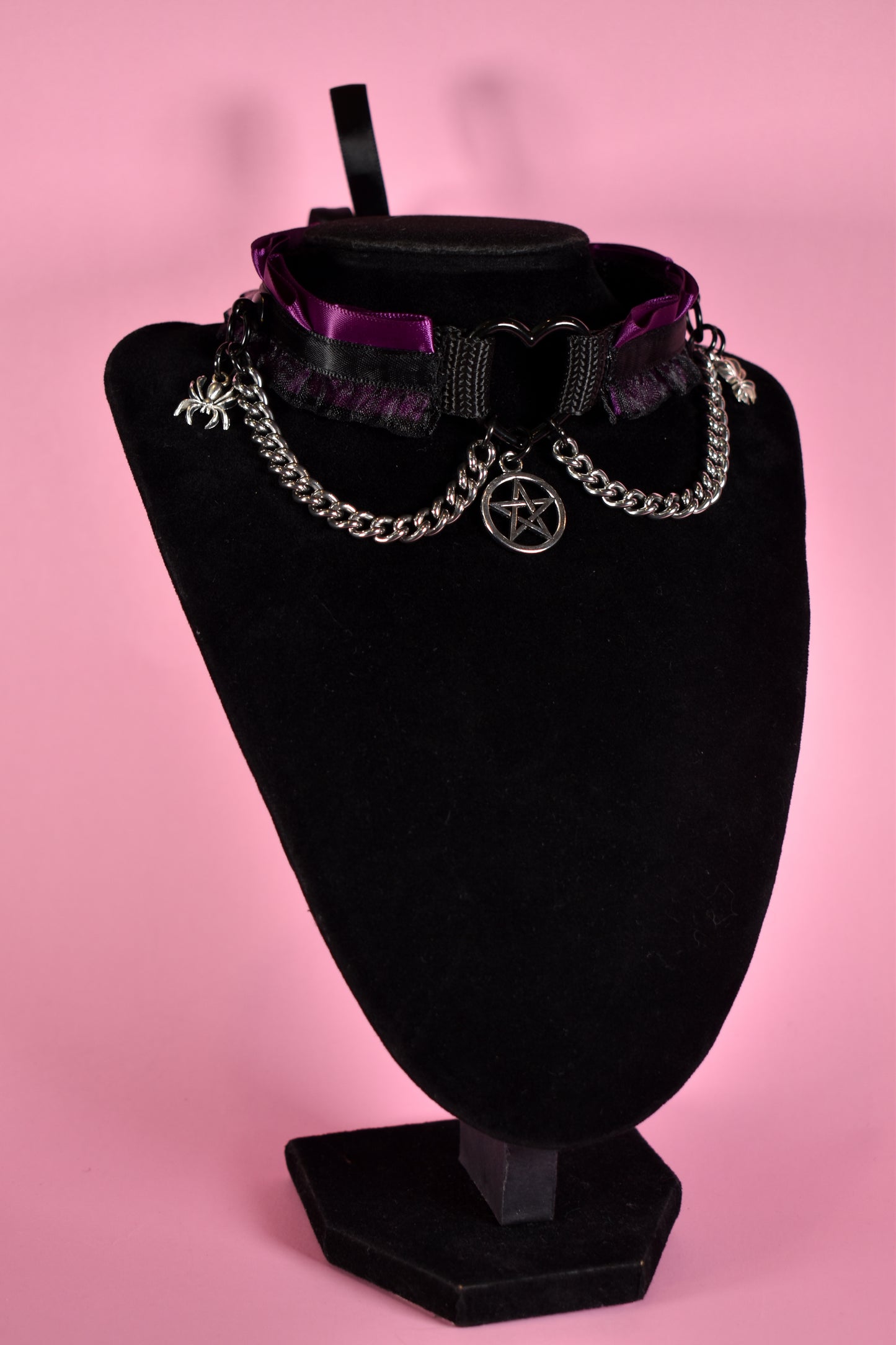Halloween 2025 - Black Heart Witchy Spider Lace Choker