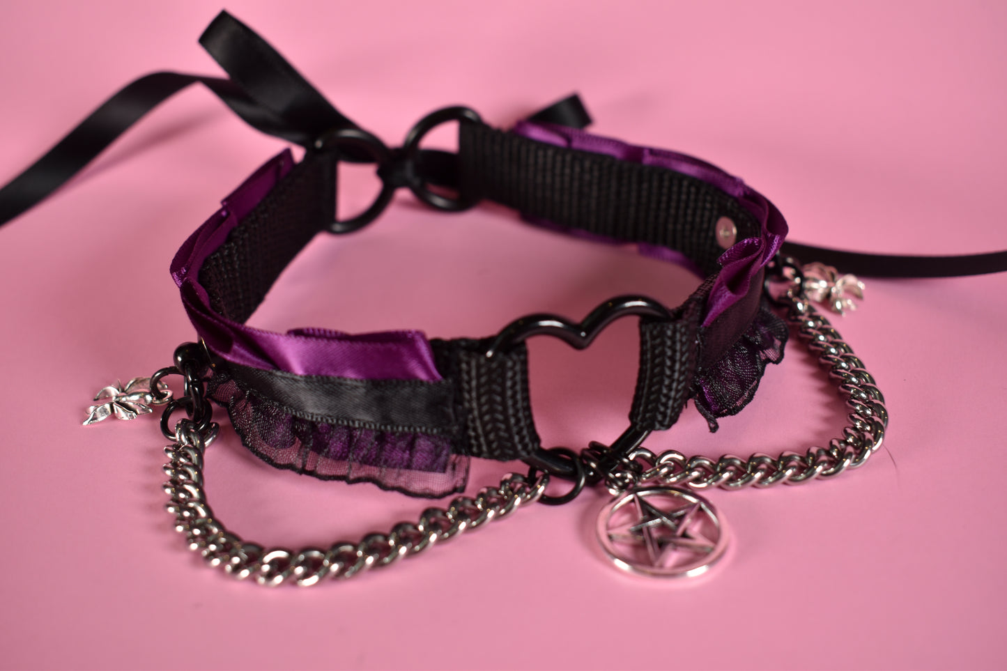 Halloween 2025 - Black Heart Witchy Spider Lace Choker