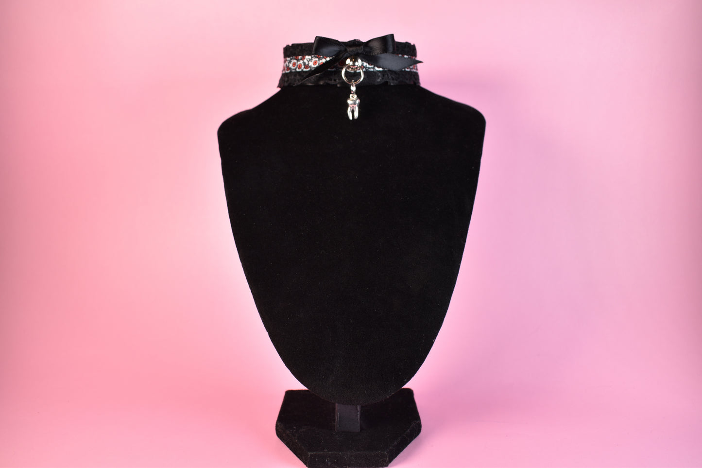 Tooth and Eye Halloween 2024 Choker