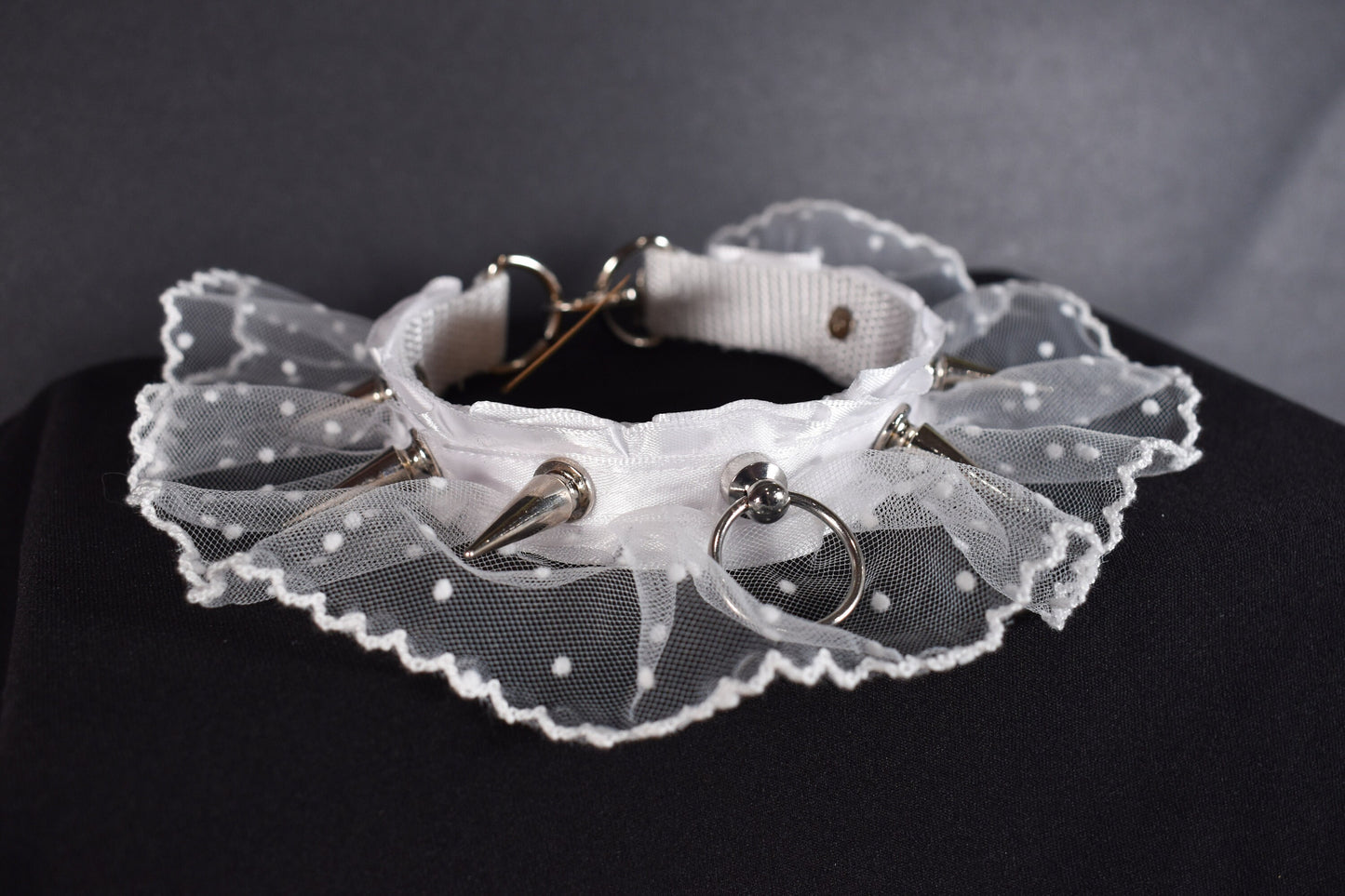 White Lace Spiked Choker