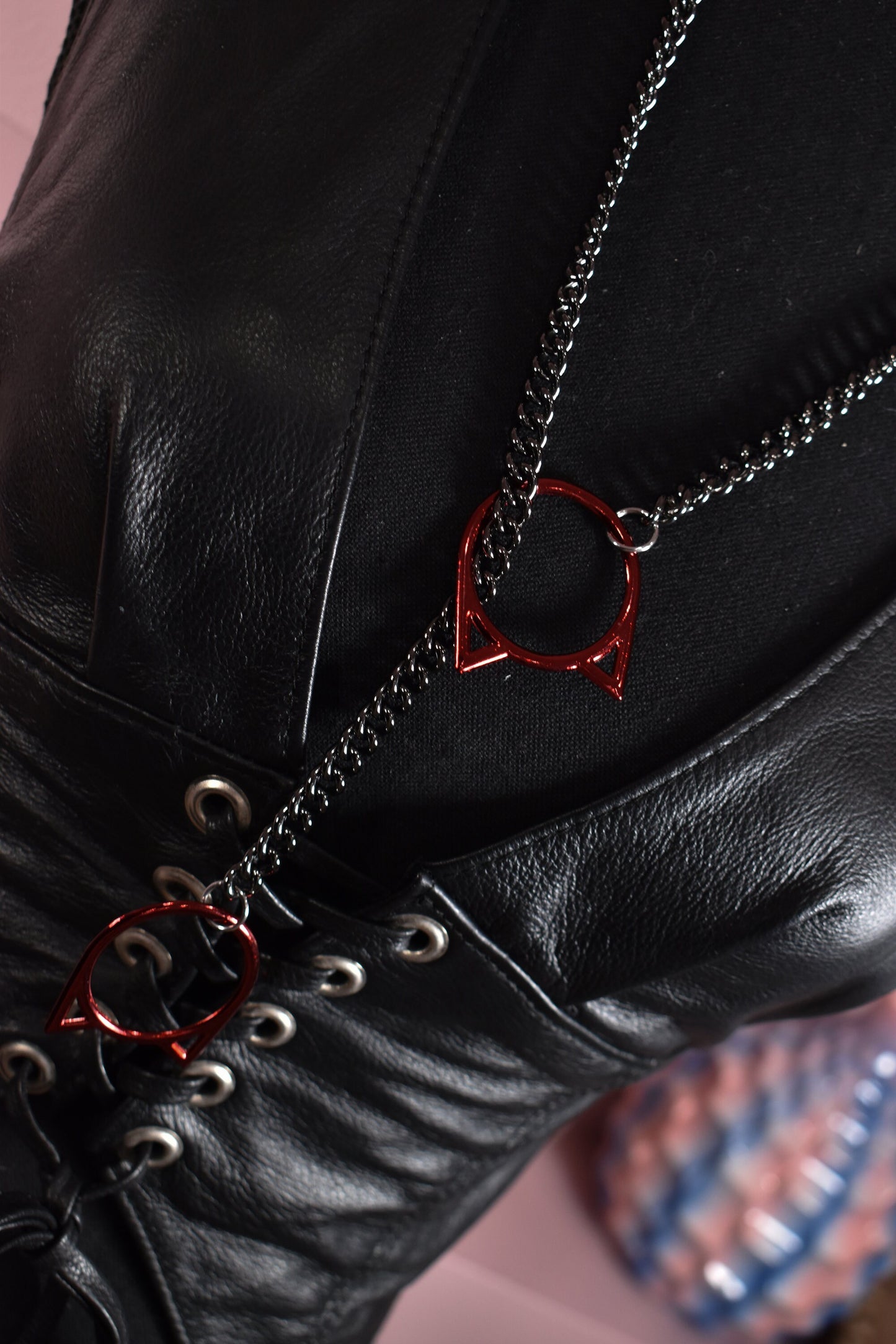 Gunmetal + Red Kitty Ring Slip Chain