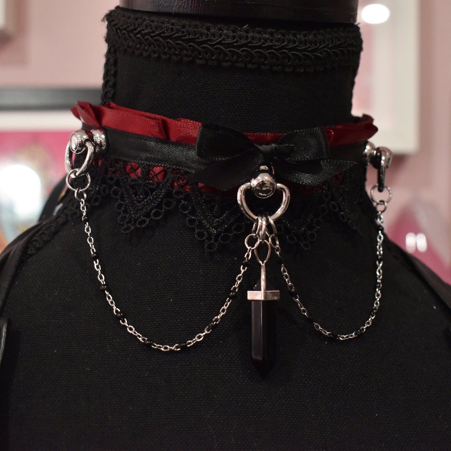Vampire Red Lace Choker