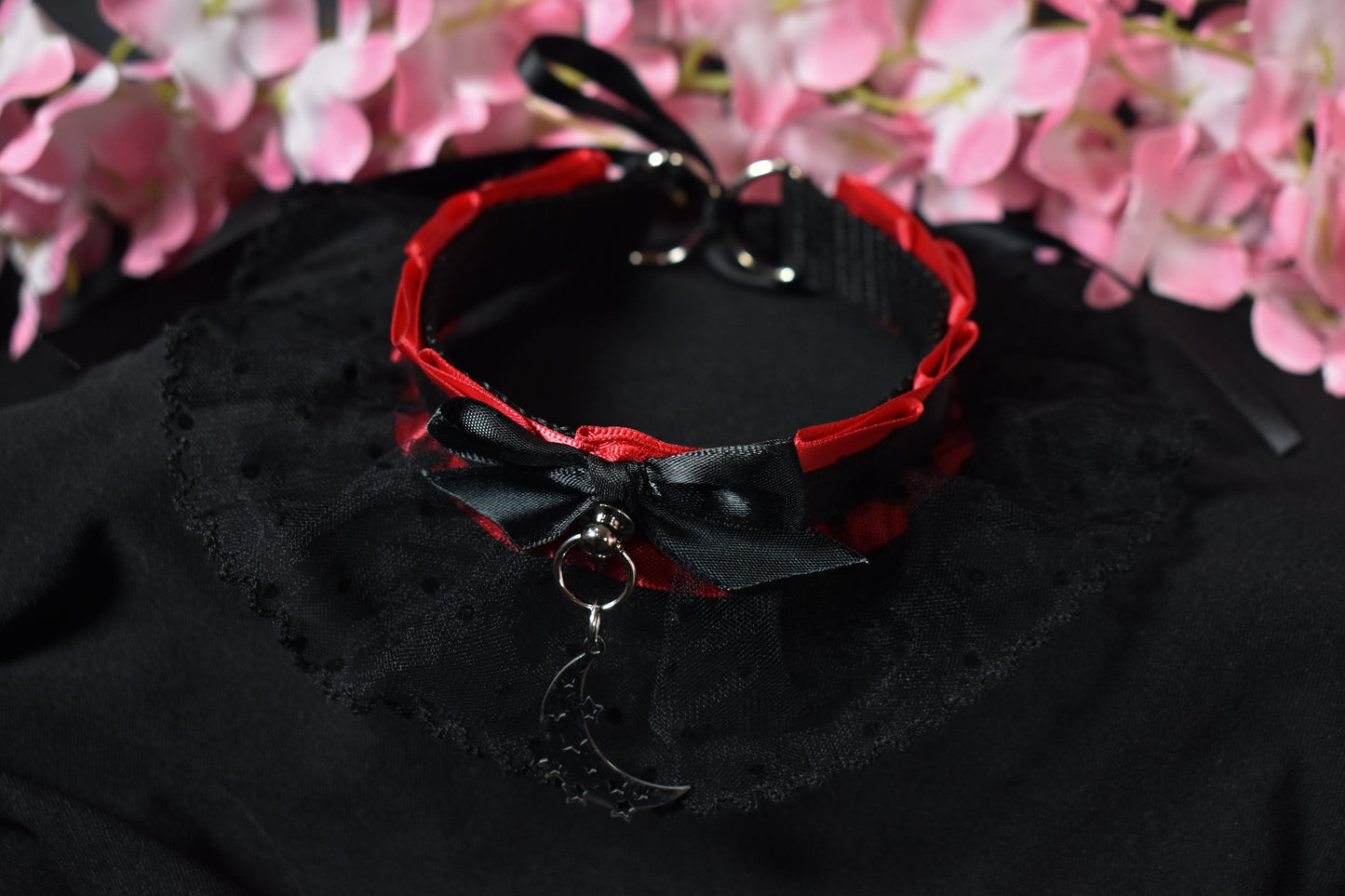 Red Moon Choker