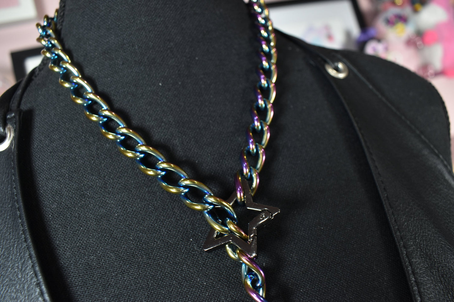 Heavy Duty Rainbow And Gunmetal Heart Lockable Slip Chain / Tug Proof Version