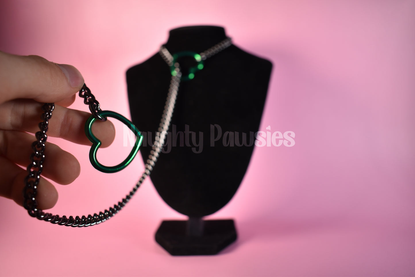 Gunmetal Chain Emerald Heart Slip Chain