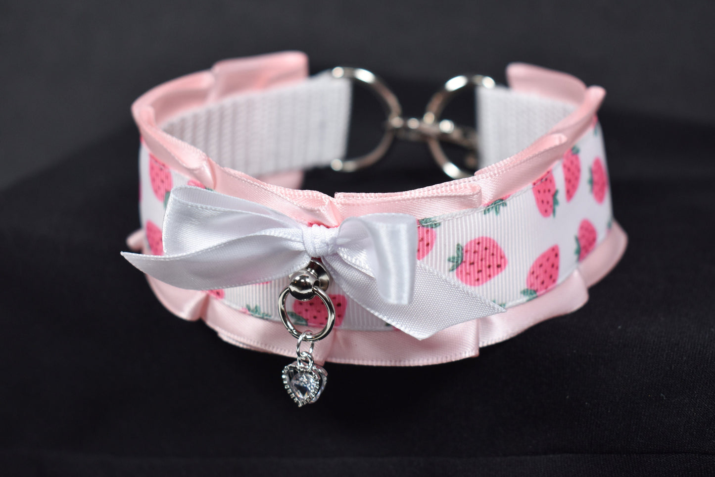 Strawbaby Choker