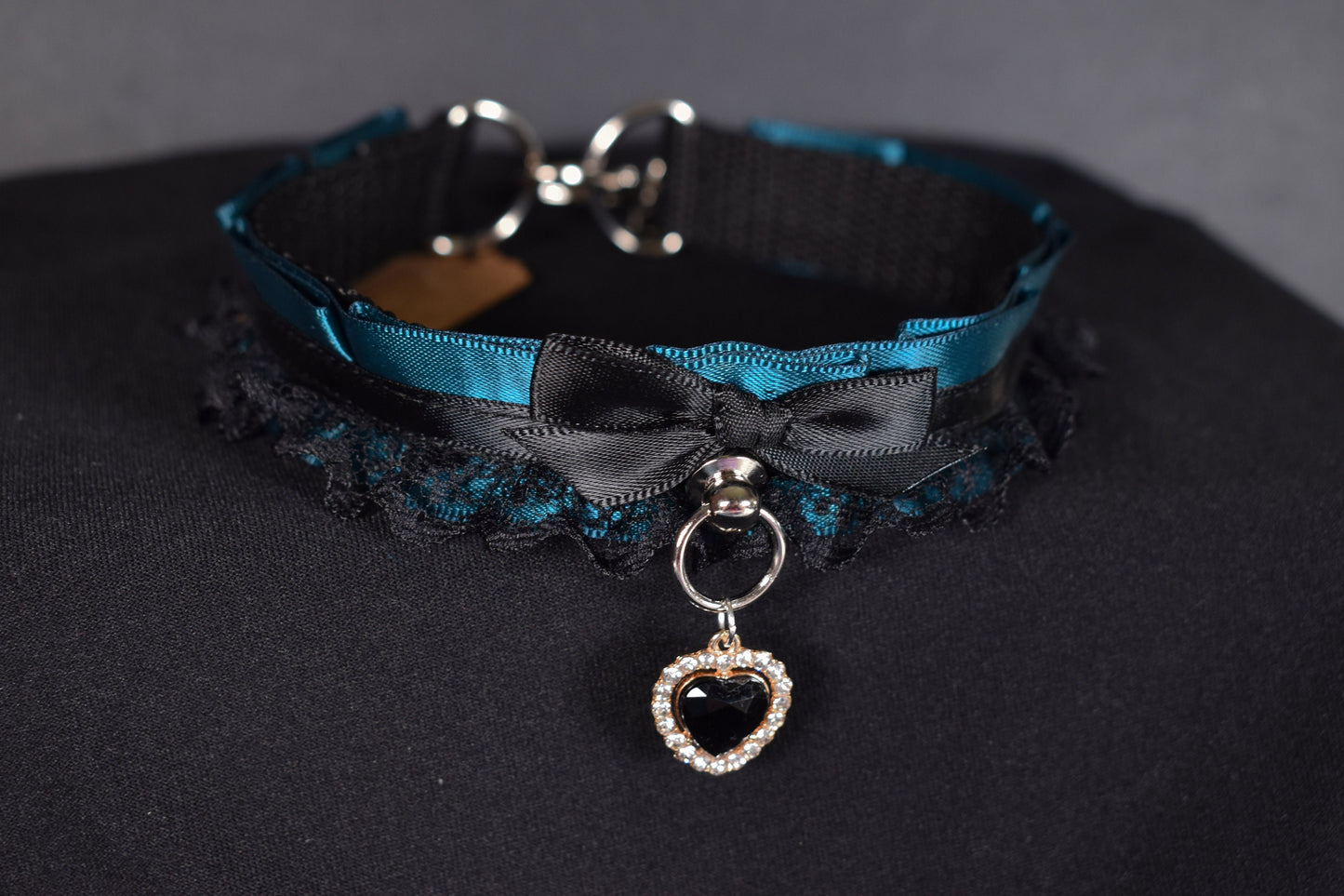Teal Heart Choker