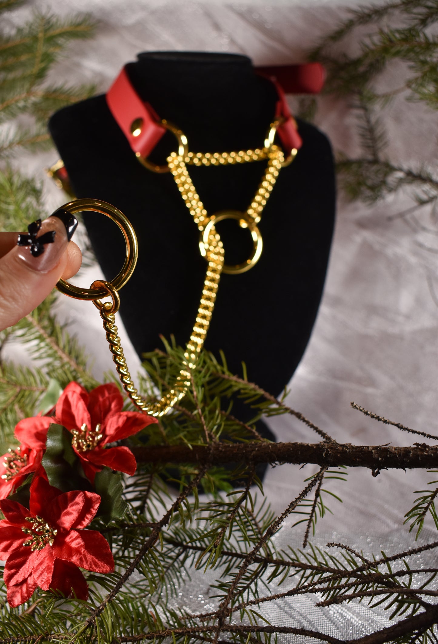Red and golden Slipping Martingale Choker  - Festive Collection 2025