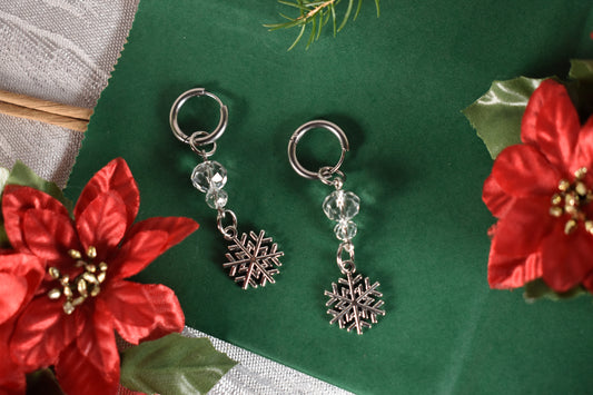 Snow storm  earrings -Festive Collection 2025