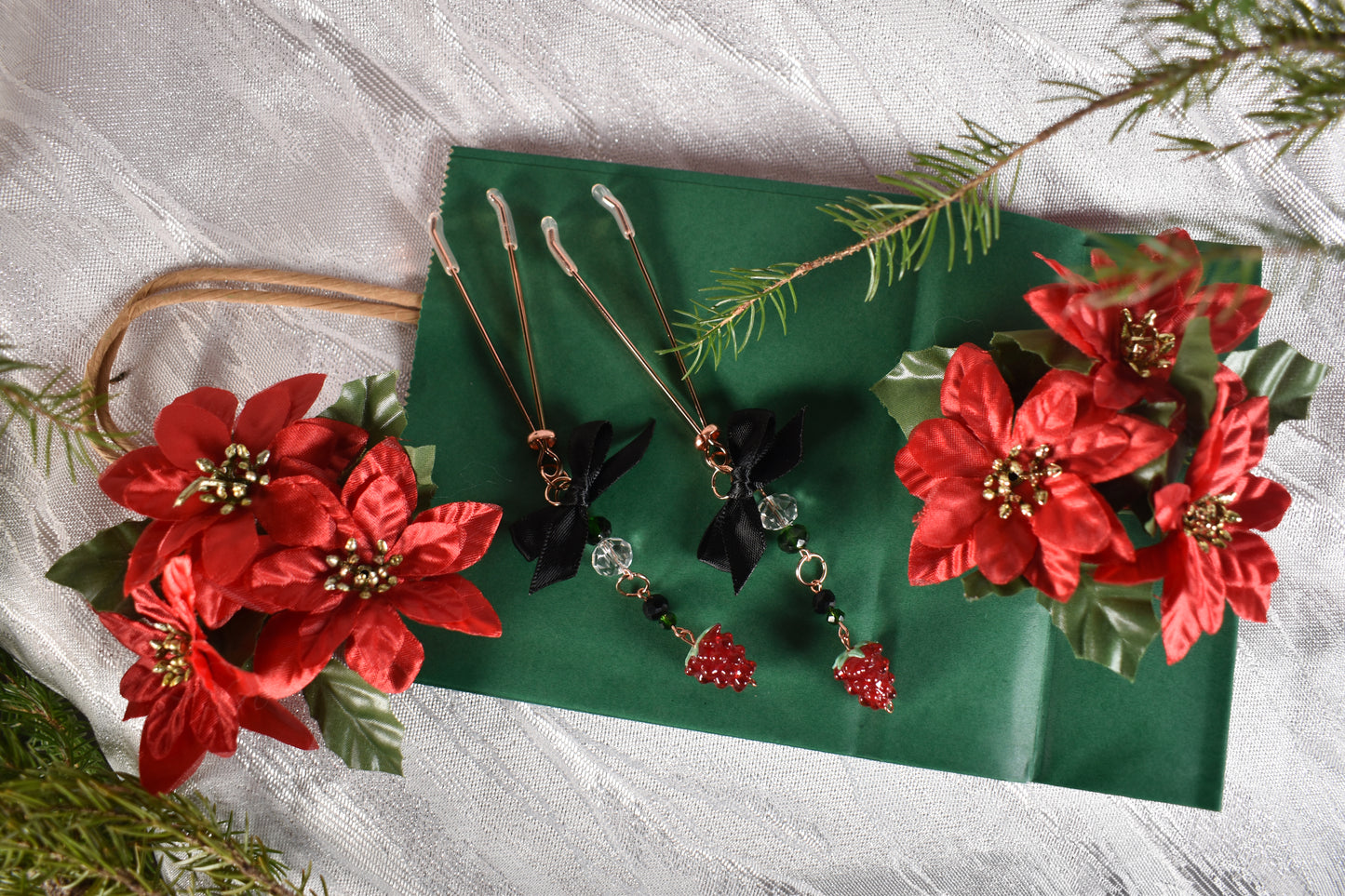 Festive berries Luxe nipple clamps - Festive Collection 2025