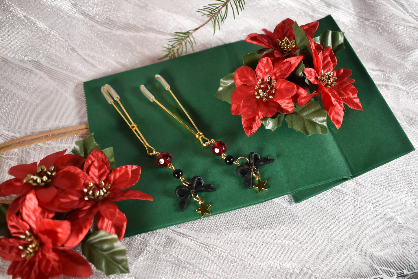 Unwrap me Luxe nipple clamps - Festive Collection 2025