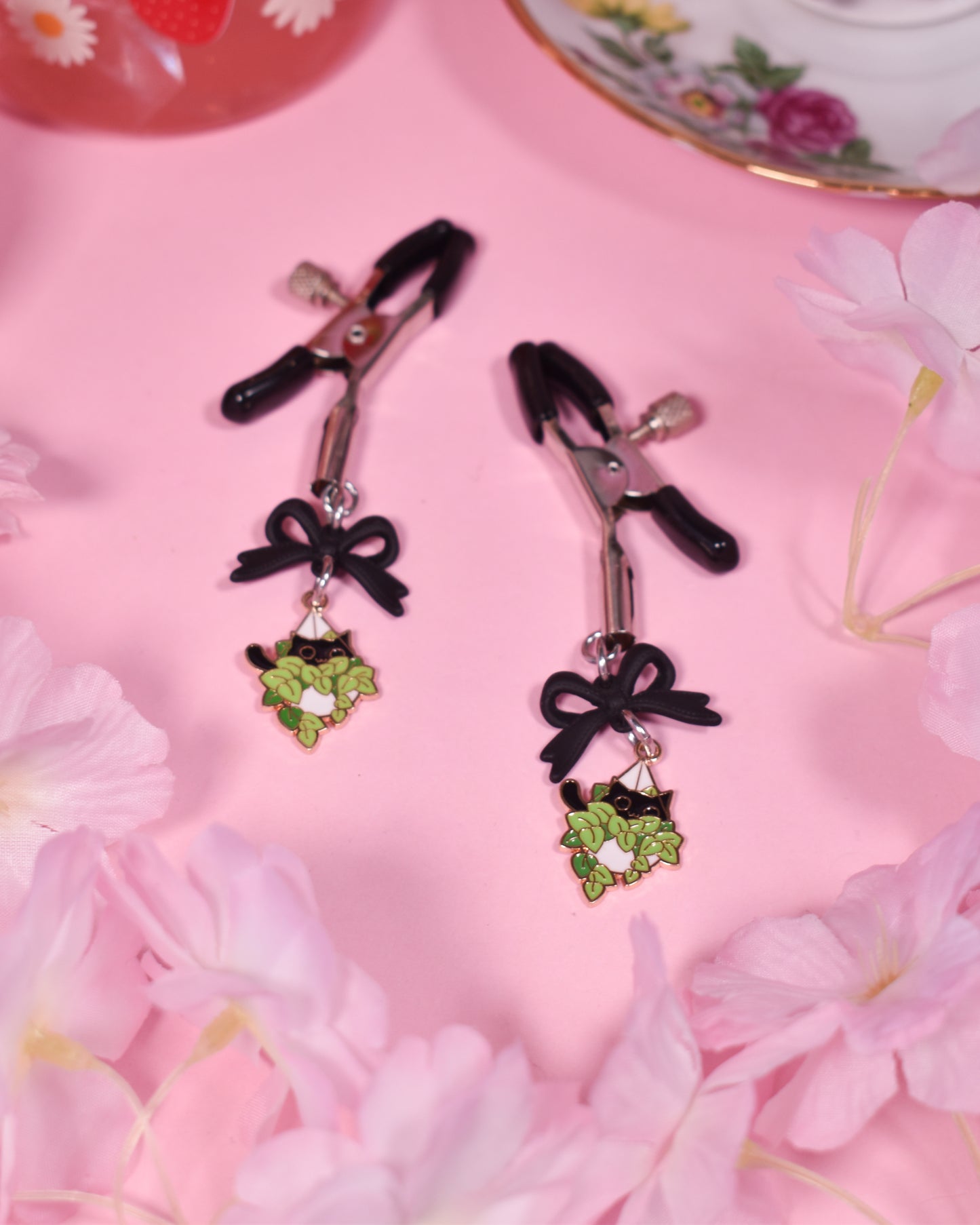 Leafy kitty Nipple Clamps