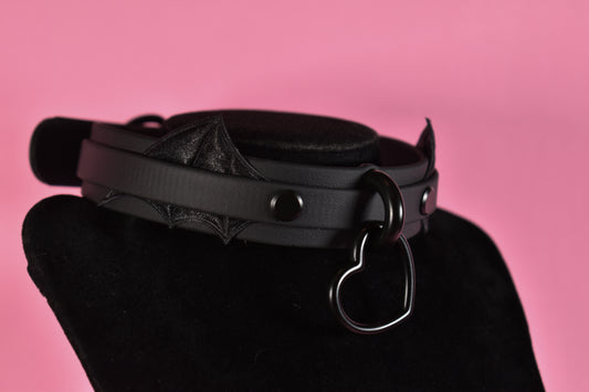 PRE ORDER *  -Halloween 2025 - Black Bat Pup Heart Choker