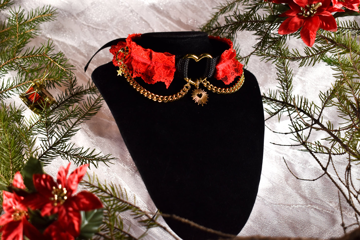 Red Present Choker  - Festive Collection 2025