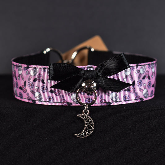 Simple Skull Bunnies Choker