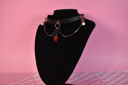 Made to your size / Black raspberry and pearl coquette choker