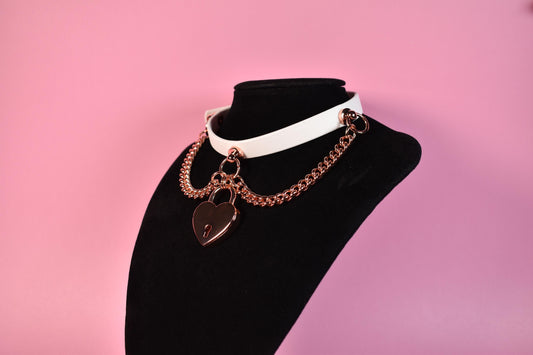 Made to your size /White and rosegold lock choker