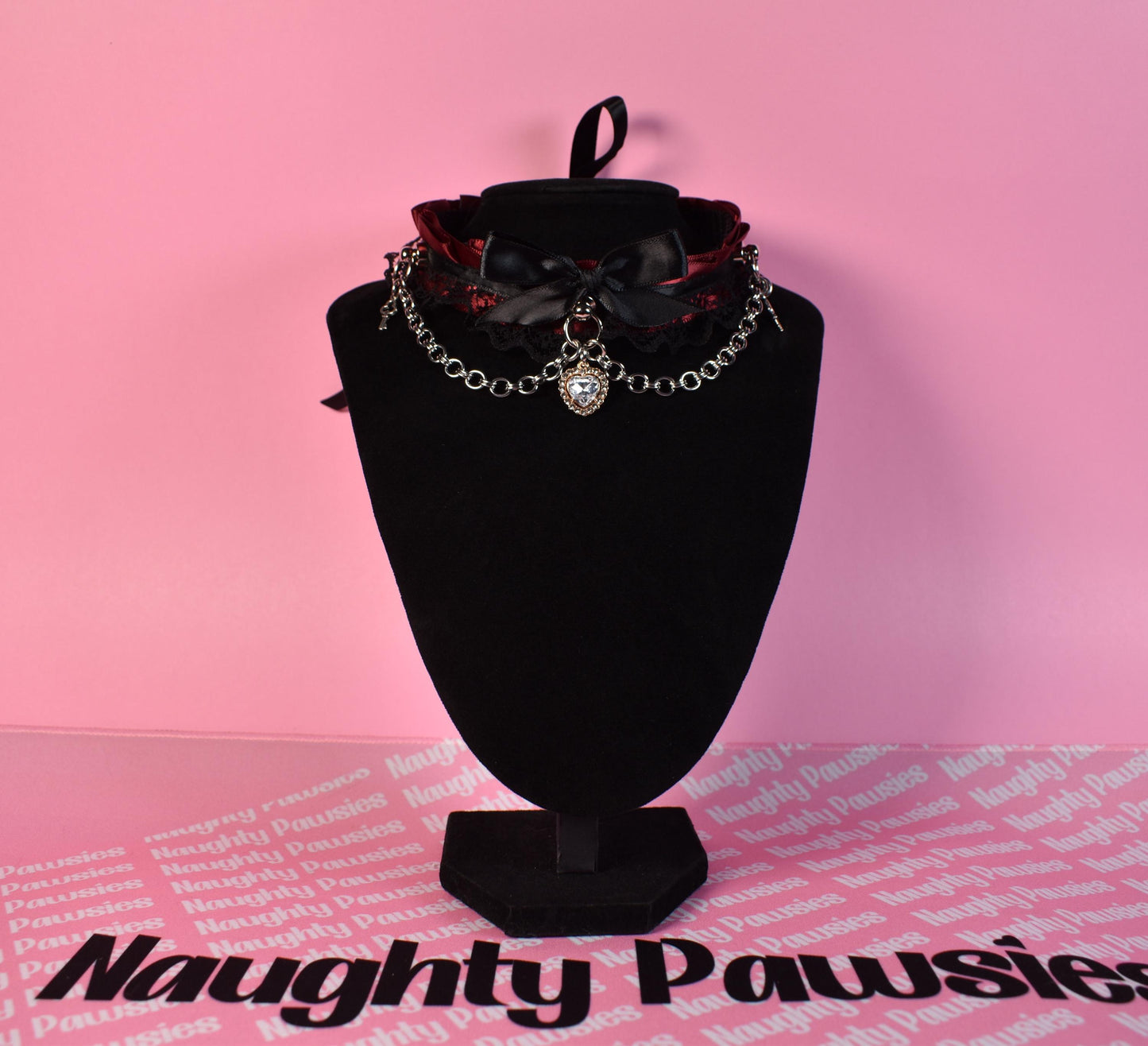 Made to your size /  Red chained heart choker