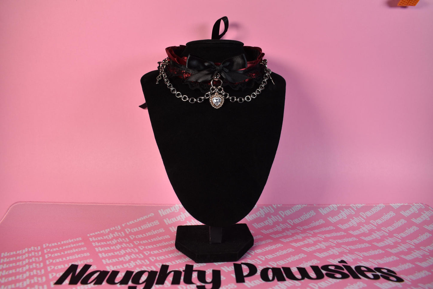Made to your size /  Red chained heart choker