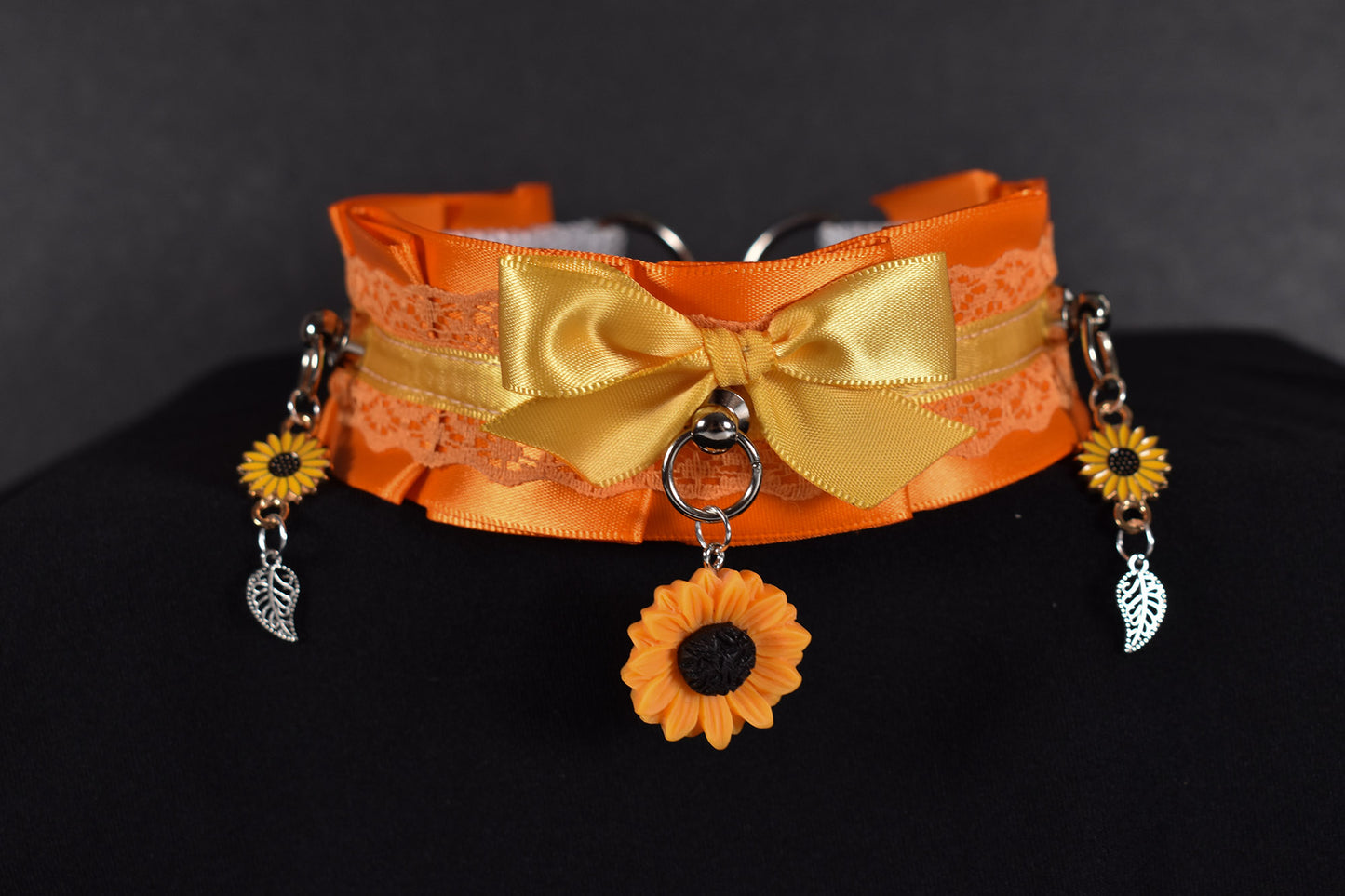 Sunflower choker / Made to your size