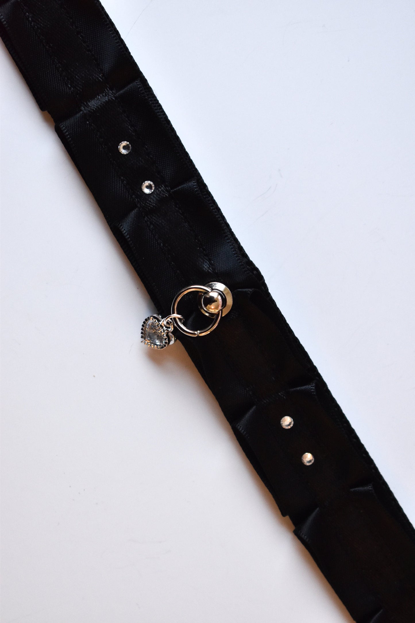 Black hearts choker / made to your size