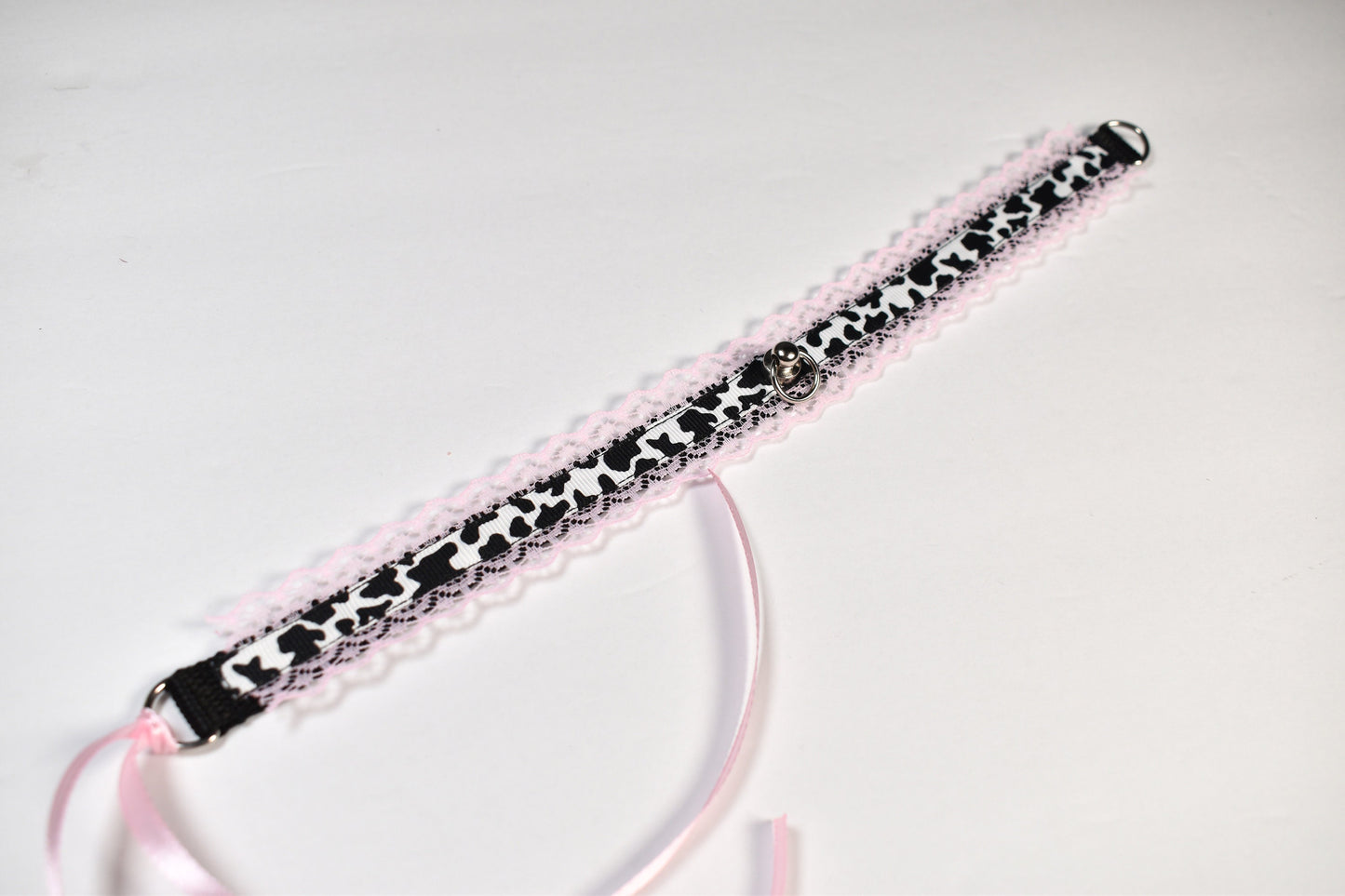 Pink Thin moo moo choker / made to your size
