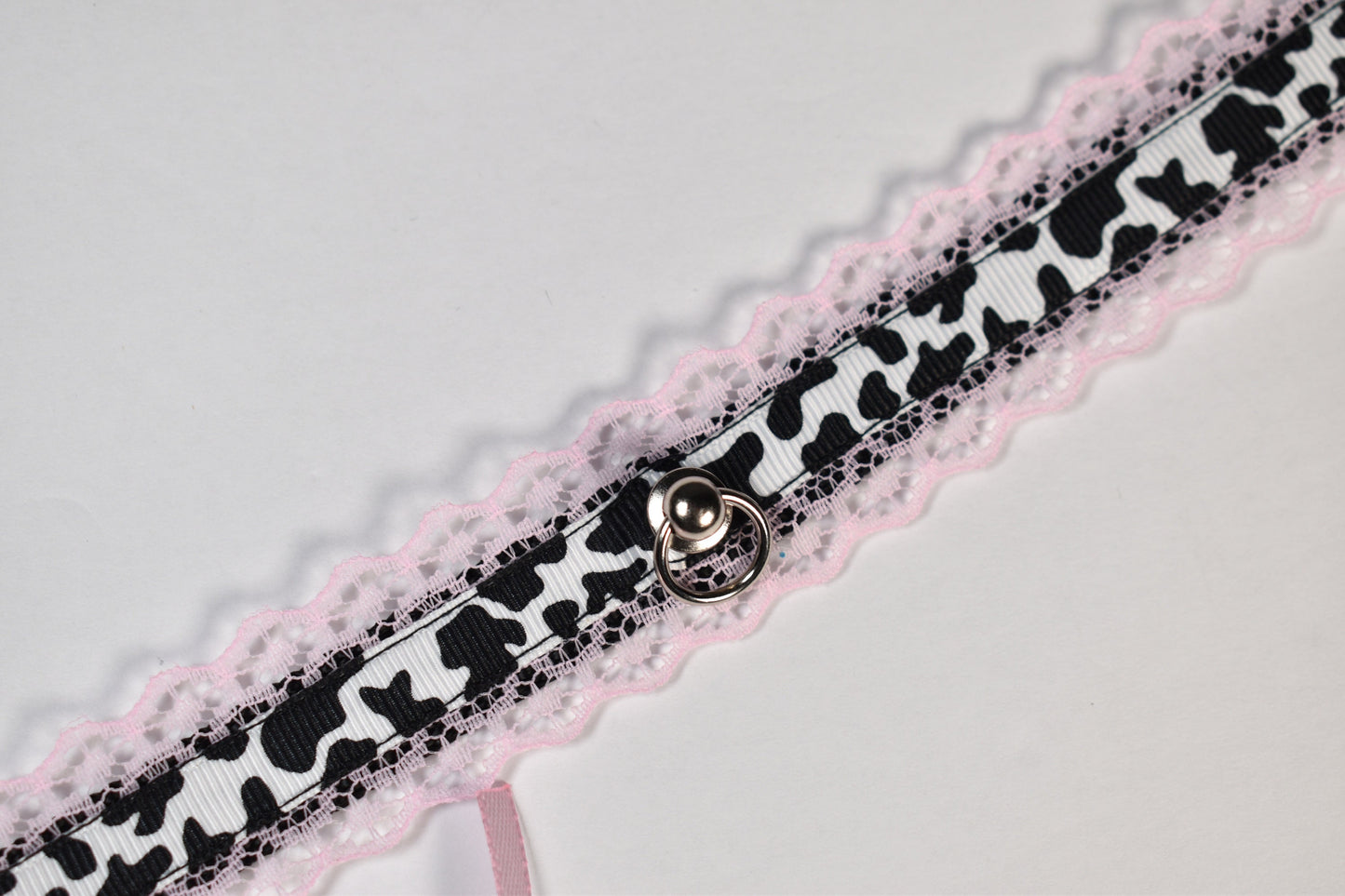 Pink Thin moo moo choker / made to your size