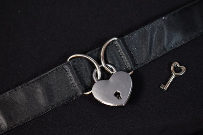 Locked Kitten Play Choker