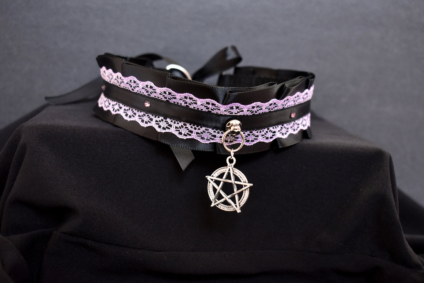 Lavender pentacle choker / Made to your size