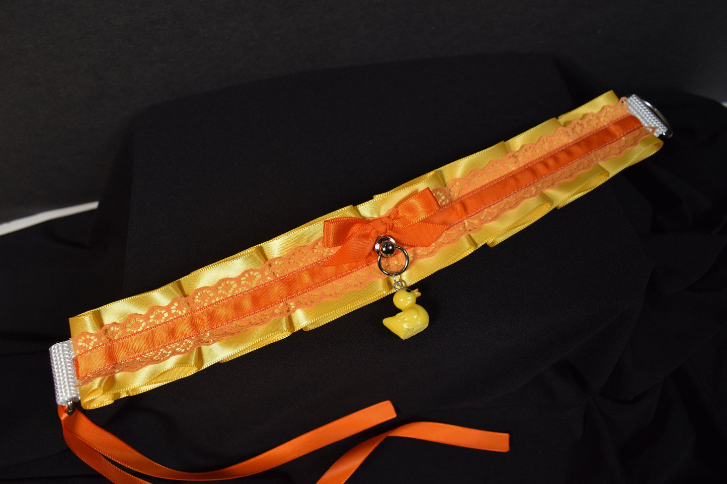 Ducky choker / made to your size