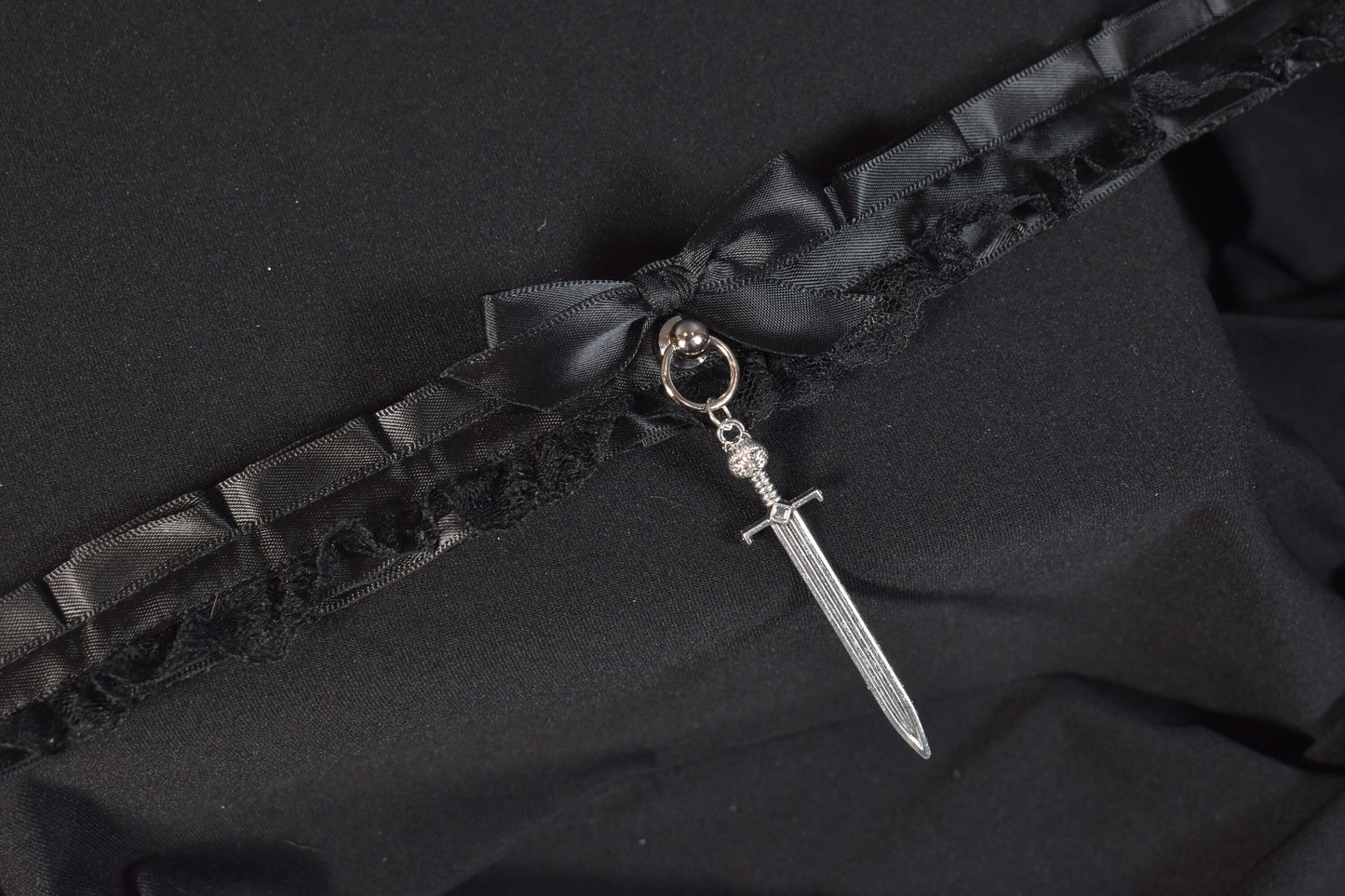 Wolf sword choker / made to your size