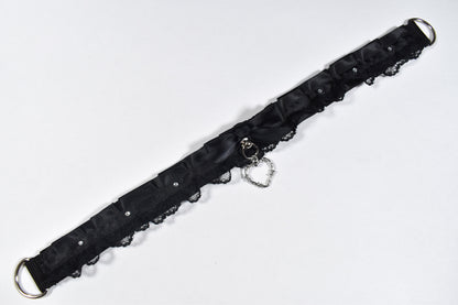 Barbed Wire Heart Choker
