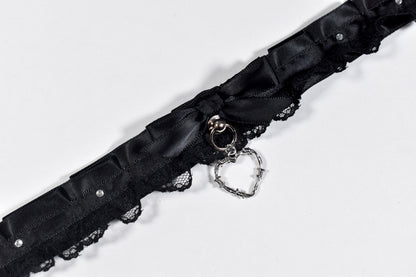 Barbed Wire Heart Choker
