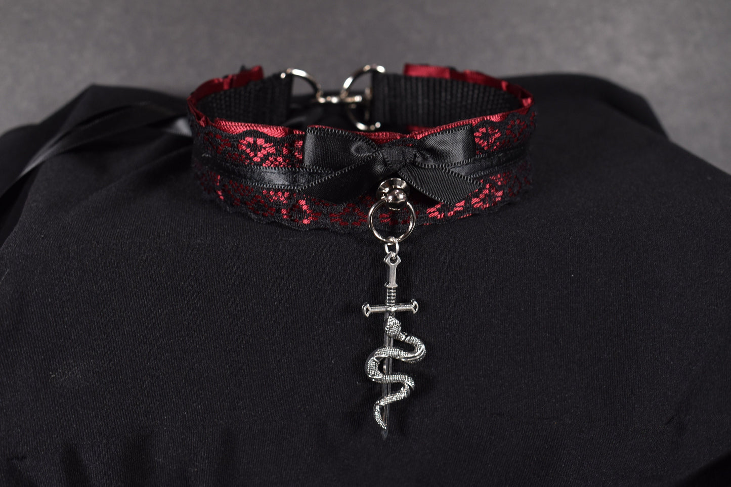 Snake Sword Choker