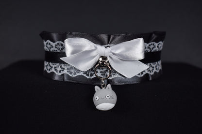 Gray Rabbit Choker