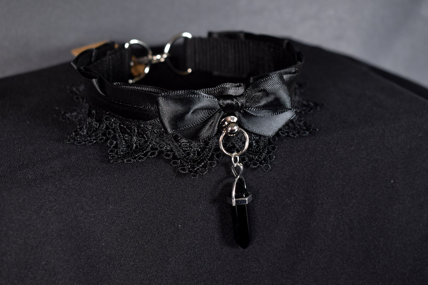 Made to your size / Black goth choker / goth / emo / kitten play / alt fashion / bdsm / pet play necklace / kawaii fashion