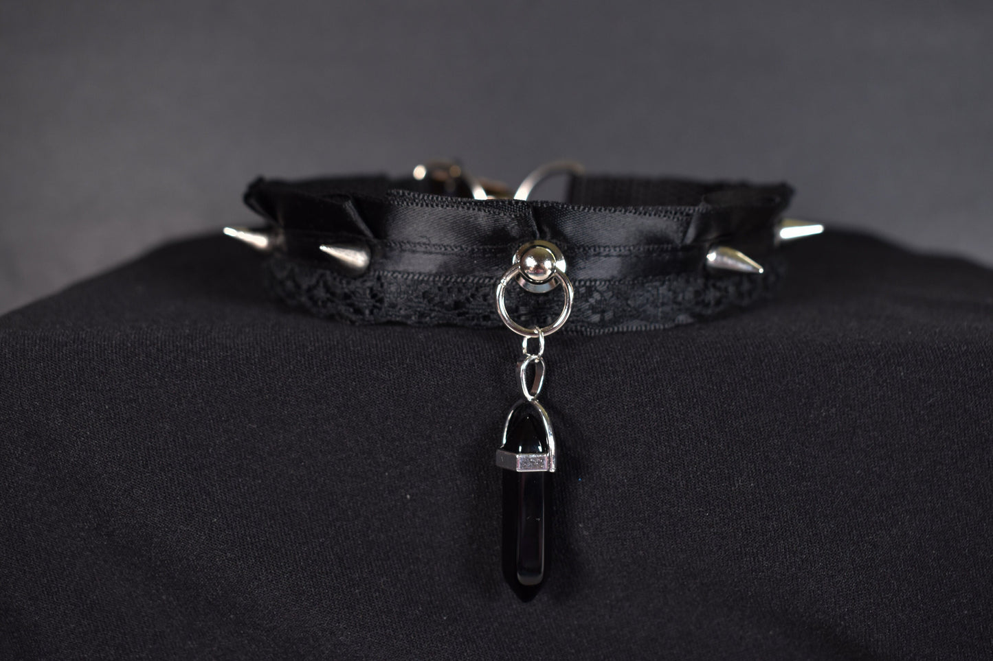 Made to your size / crystal and spikes black choker / goth / emo / kitten play / alt fashion / bdsm / pet play necklace / kawaii fashion